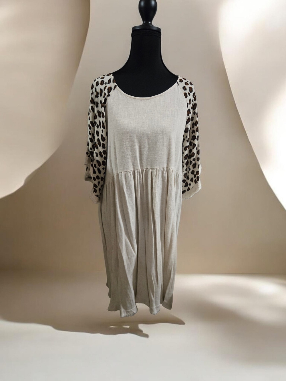 Umgee Cream Midi Dress with Leopard Print Sleeves NWOT SIZE L